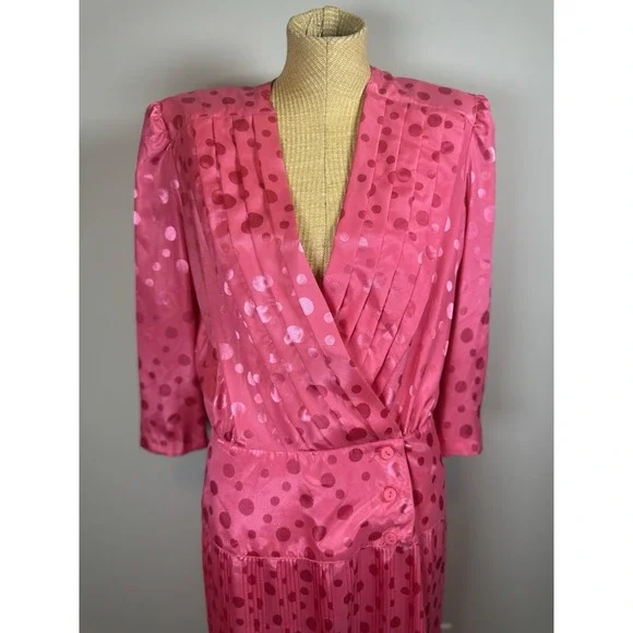 VTG 90s‎ In The Moof Dress Hot Pink Polka Dot Pleated Dress Silky Size 10 Fun - Picture 2 of 9